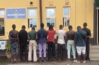 Tunde Onakoya, 8 Other Miscreants Arrested Under Ozumba Mbadiwe Bridge [Video]