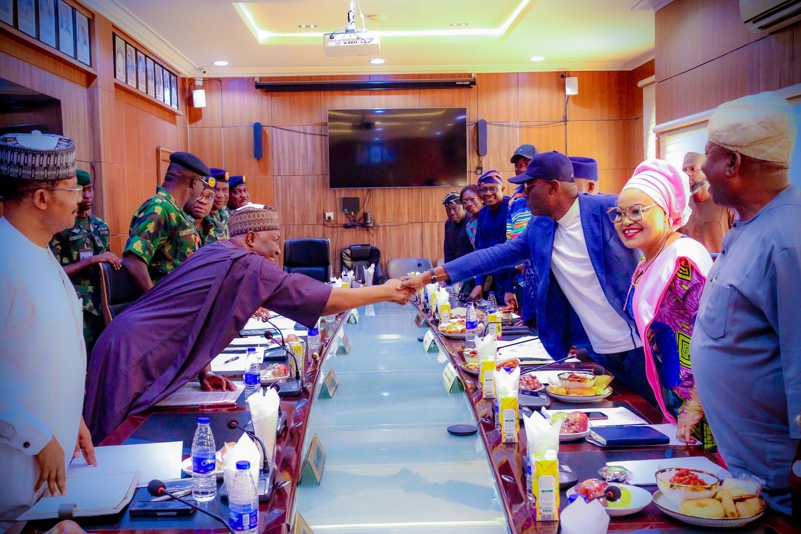 Lagos, FG Set Joint Panel on Army Lands