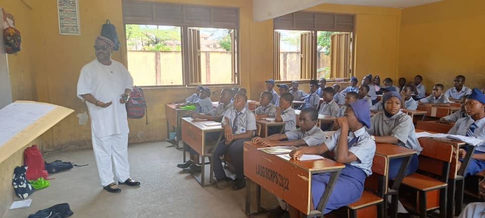 Education District III Monitors First Term Exams