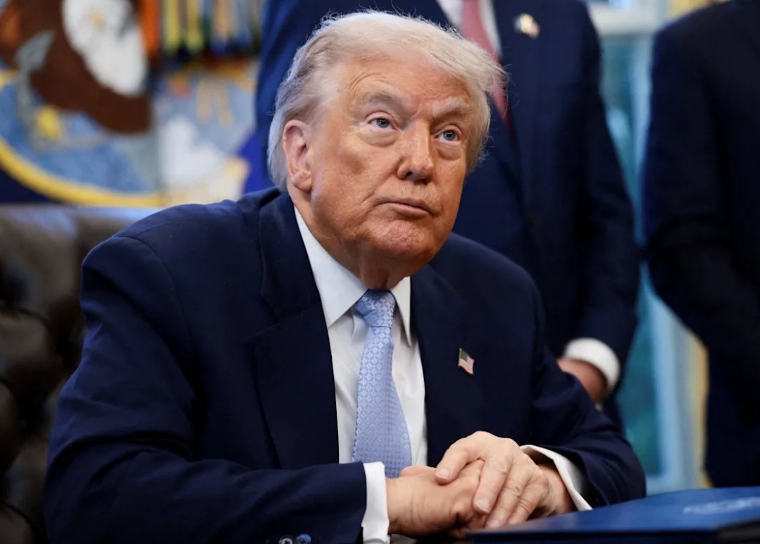 U.S. leaders condemn President Trump’s comments targeting Somali immigrants, calling his remarks divisive and harmful to American unity.