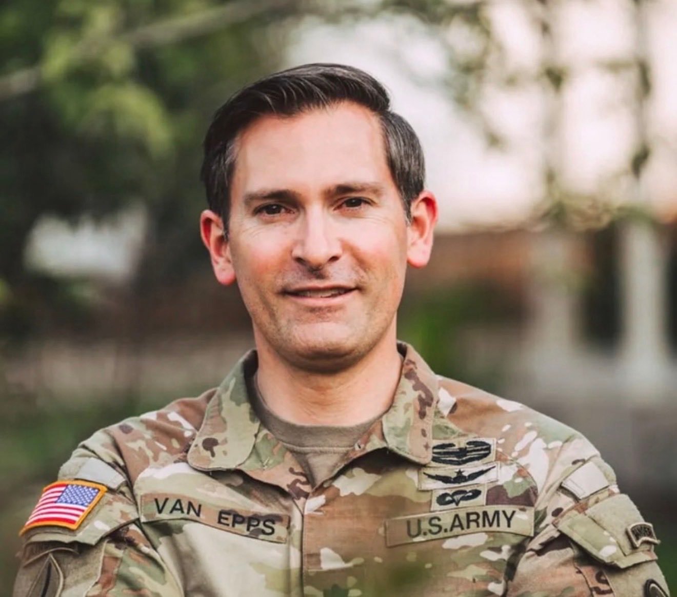 Trump-Backed GOP Keeps Seat in Tennessee