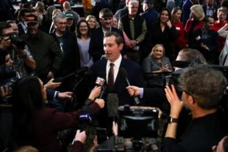 Trump-Backed GOP Keeps Seat in Tennessee