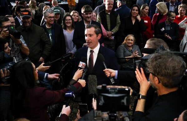 Trump-Backed GOP Keeps Seat in Tennessee