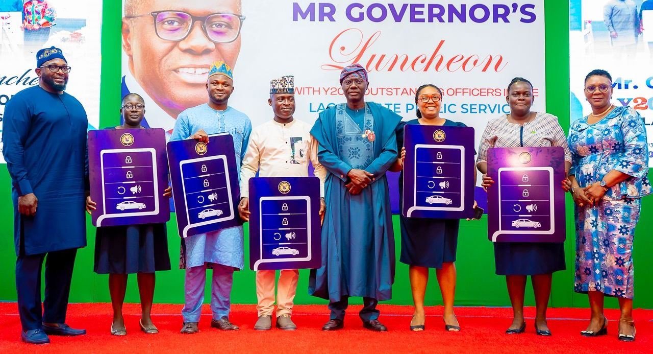 Sanwo-Olu Honours 2025 Outstanding Lagos Public Servants