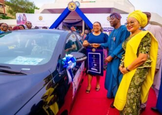 Sanwo-Olu Honours 2025 Outstanding Lagos Public Servants
