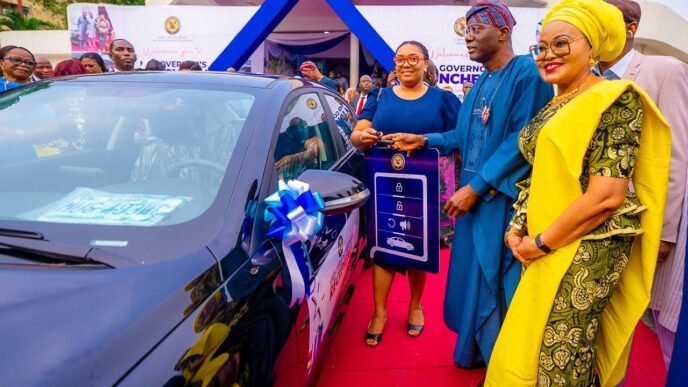 Sanwo-Olu Honours 2025 Outstanding Lagos Public Servants