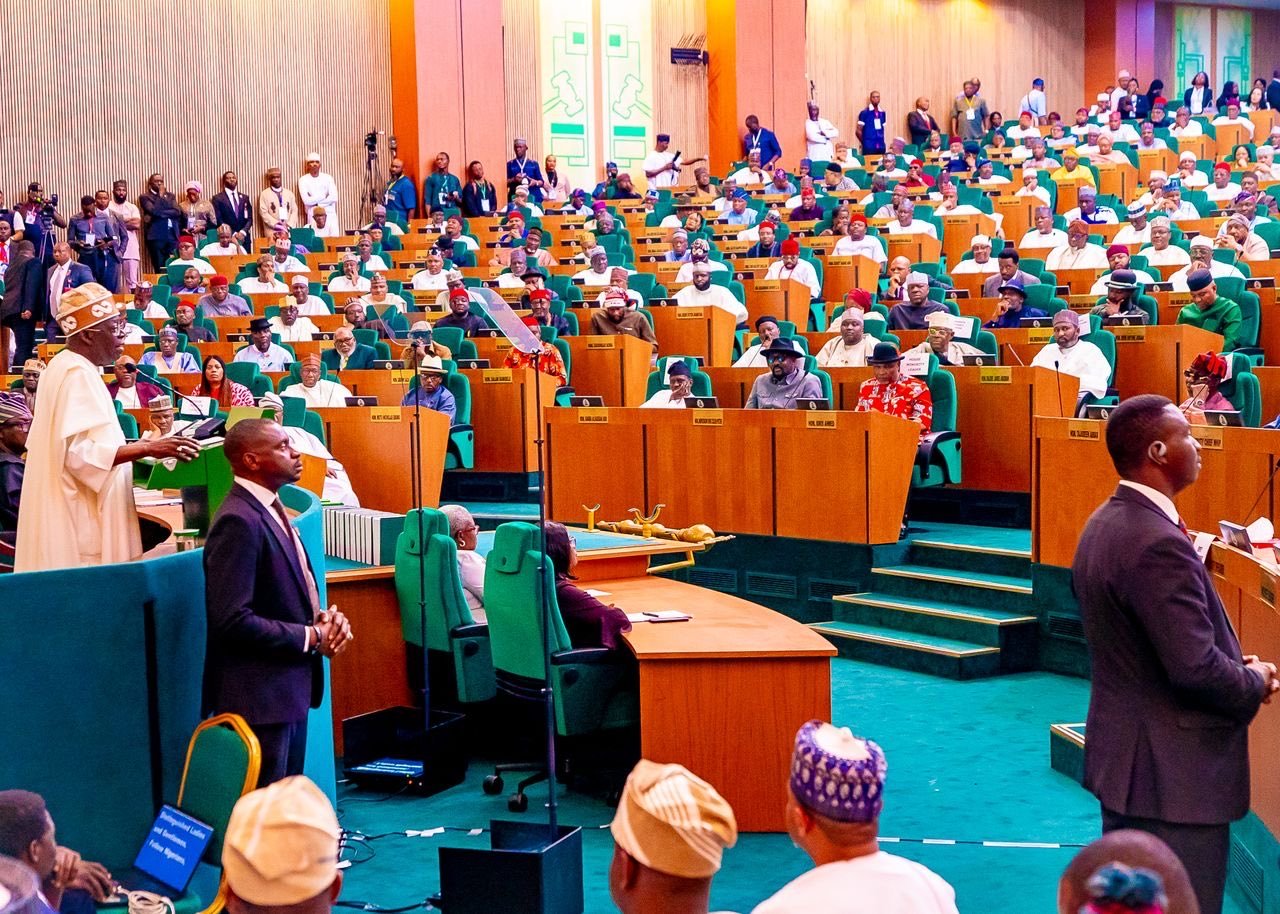 Sanwo-Olu Joins Tinubu at 2026 Budget Presentation