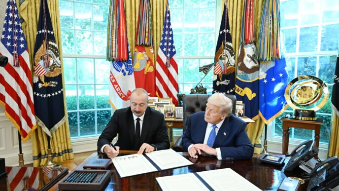 Washington Establishment Should Learn From Trump’s Unconventional Diplomacy, Expert Says