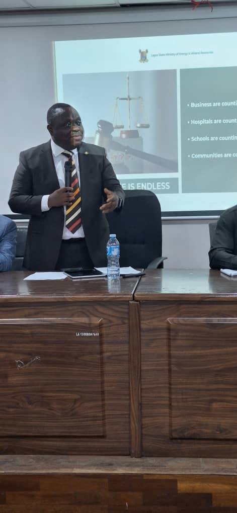 Lagos Energy Ministry staff