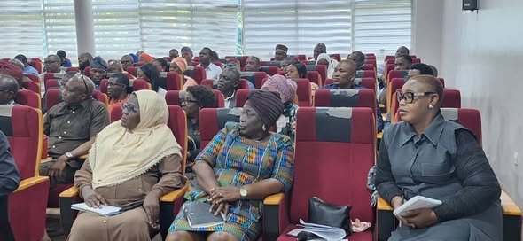 Lagos Energy Ministry staff