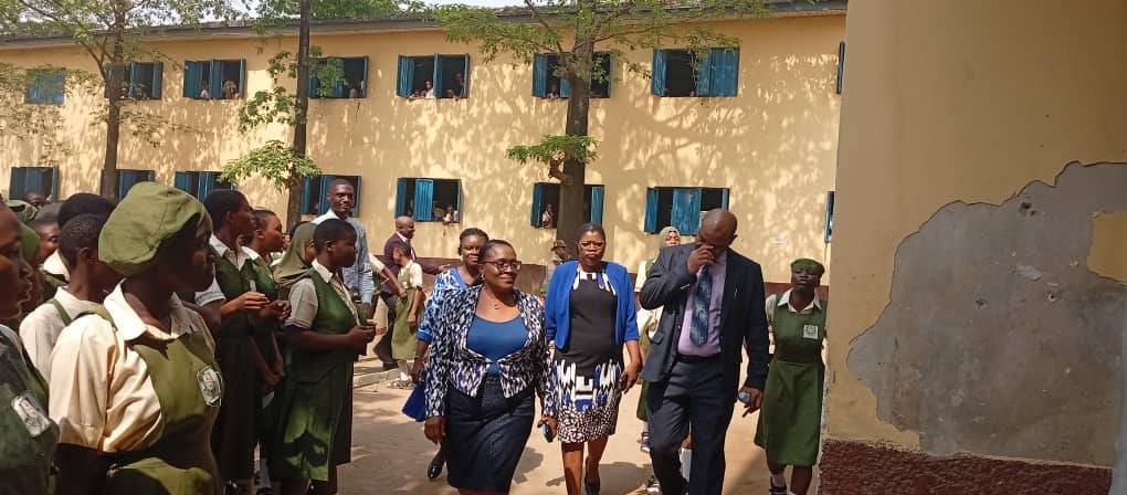 TG/PS Sanni school visit