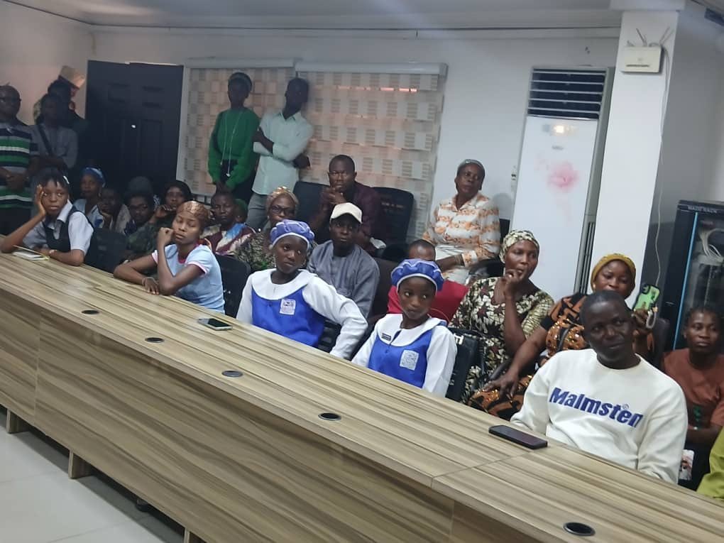 Education District III scholarship scheme