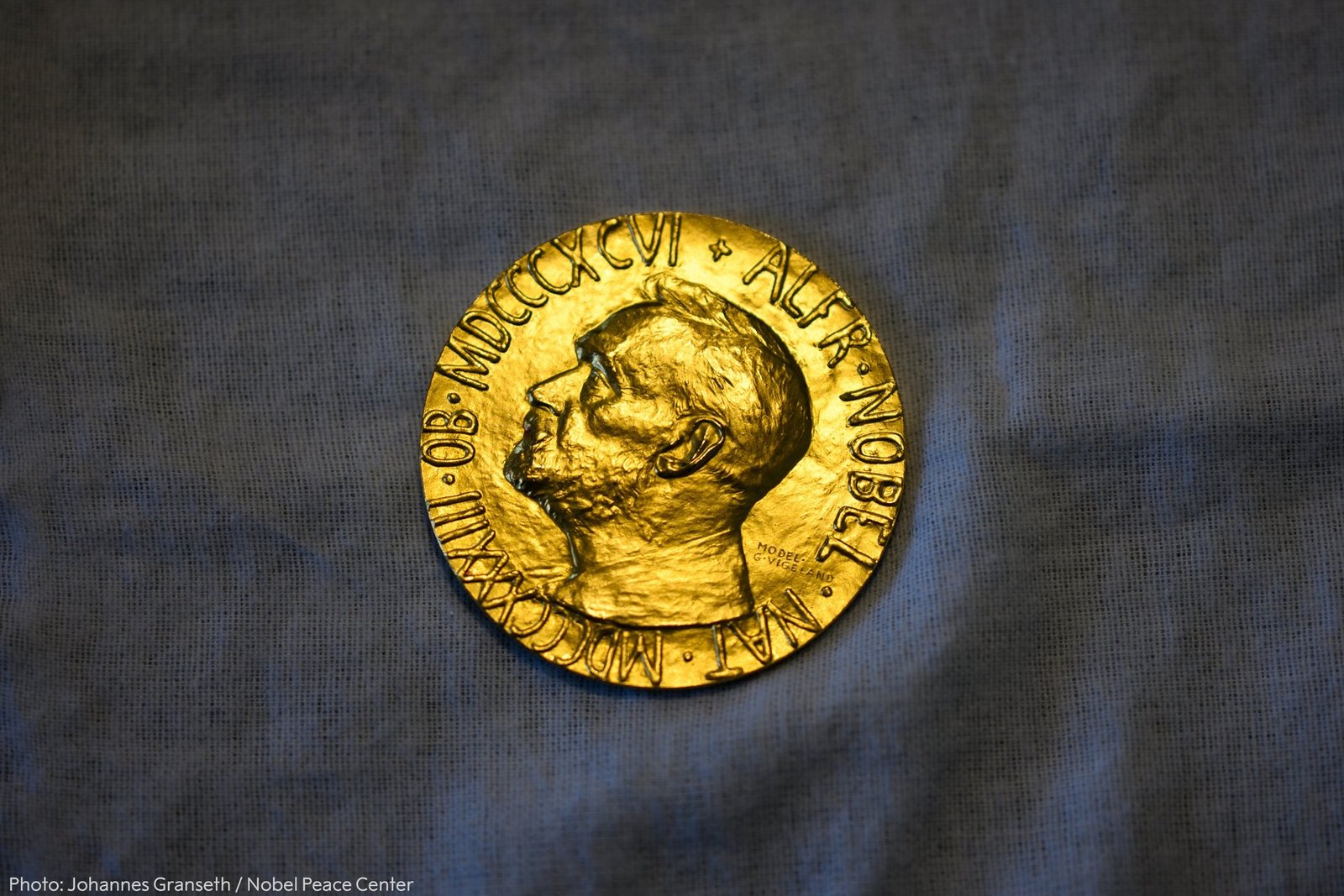 NOBEL FOUNDATION CLARIFIES: NOBEL PRIZE CANNOT BE TRANSFERRED OR PASSED ON