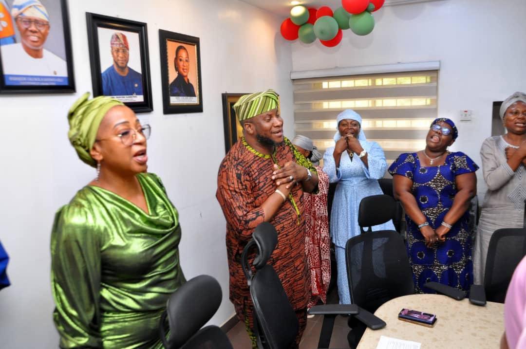 Commissioner Urges Staff on Discipline, Teamwork, Service Delivery