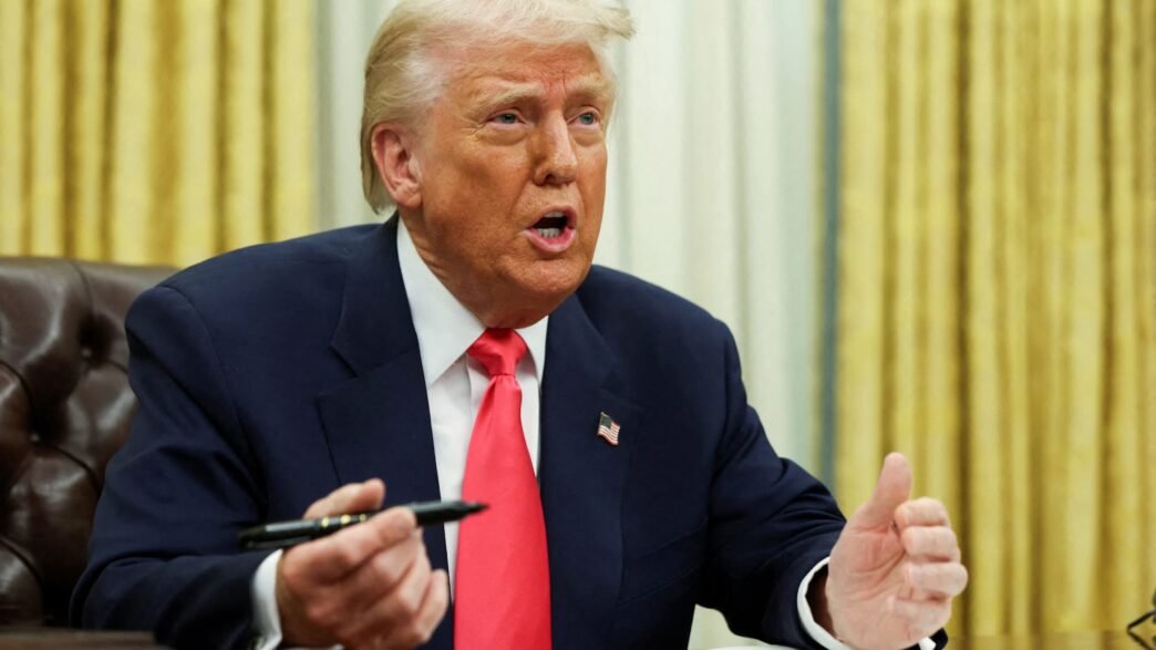 Trump Warns Minneapolis Mayor Over Immigration Enforcement Stance