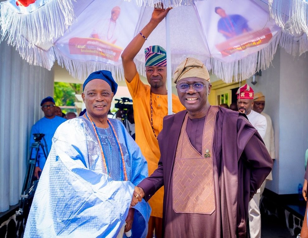 Olubadan courtesy visit Lagos House