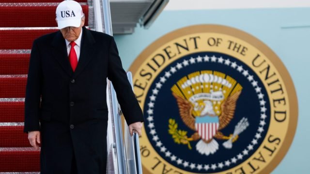 U.S. Air Force VIP Fleet Set for Repaint in Trump-Preferred Colour Scheme — Report