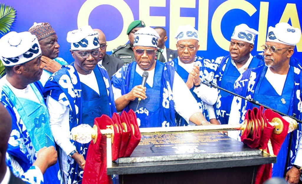 President Tinubu Commissions Key Lagos Projects to Ease Traffic, Boost Governance