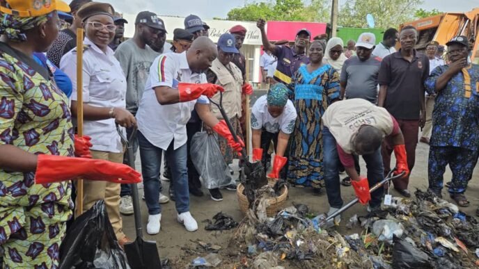 Health District V, Oto Awori LCDA Intensify Drive on Sanitation Compliance