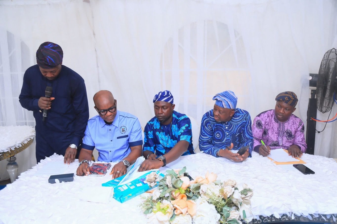 Obas