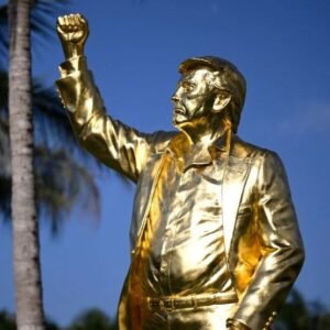 Trump golden statue