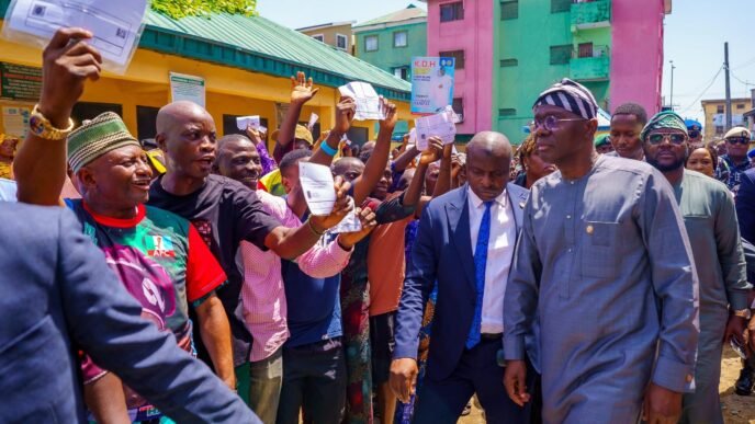 Sanwo-Olu, Wife Vote For Hamzat In Lagos APC Governorship Primary