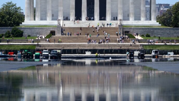 Lincoln Memorial
