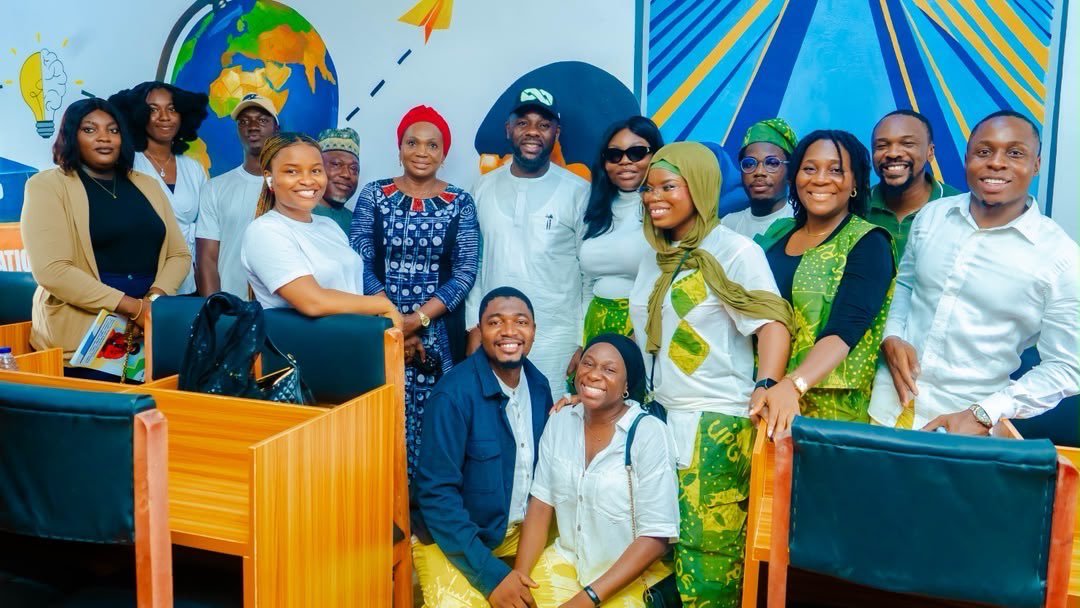 LJLA Fellows Commission Solar-Powered ICT Hub, Renovated Library in Kosofe School
